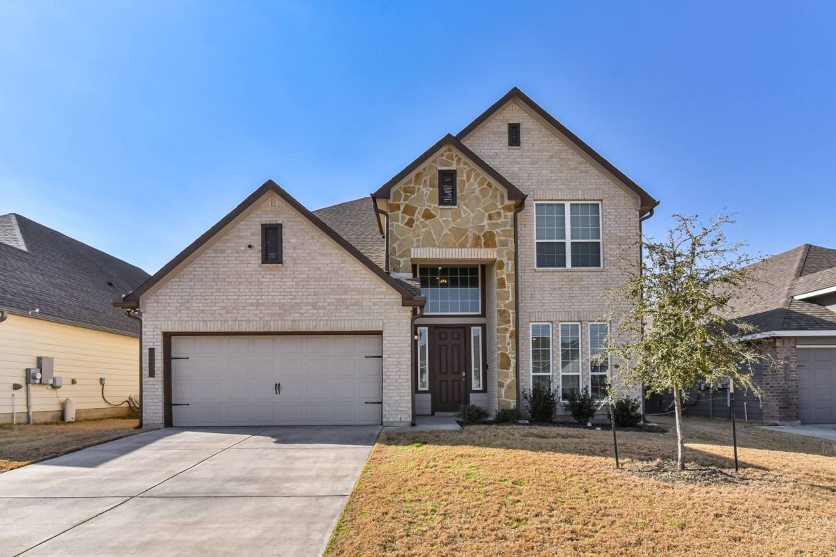 House for rent at 6306 Golden Gate Dr, Jermyn, TX 76459