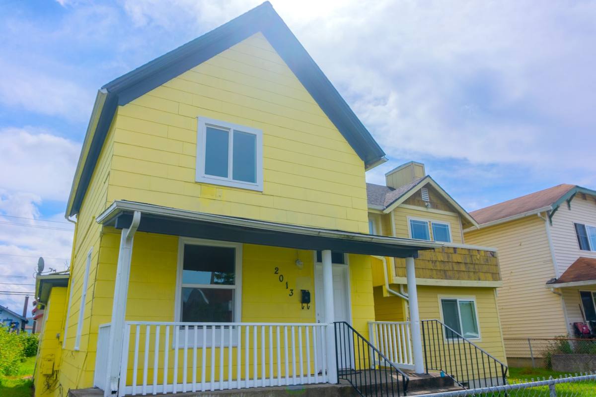 House for rent at 2013 Martin Luther King Jr Way, Tacoma, WA 98405