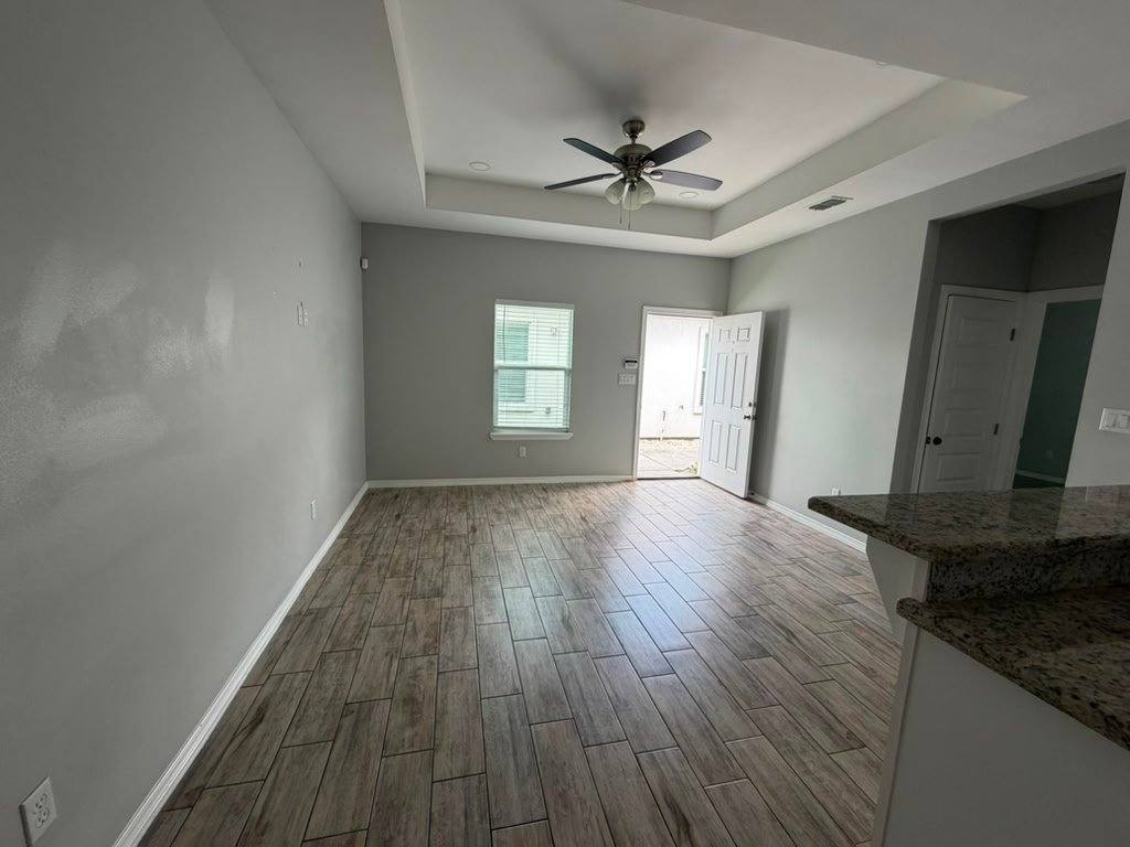Apartment for rent at 1403 W Heritage Dr, Pharr, TX 78577