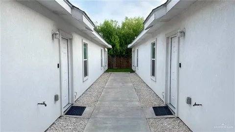 Apartment for rent at 1403 W Heritage Dr, Pharr, TX 78577