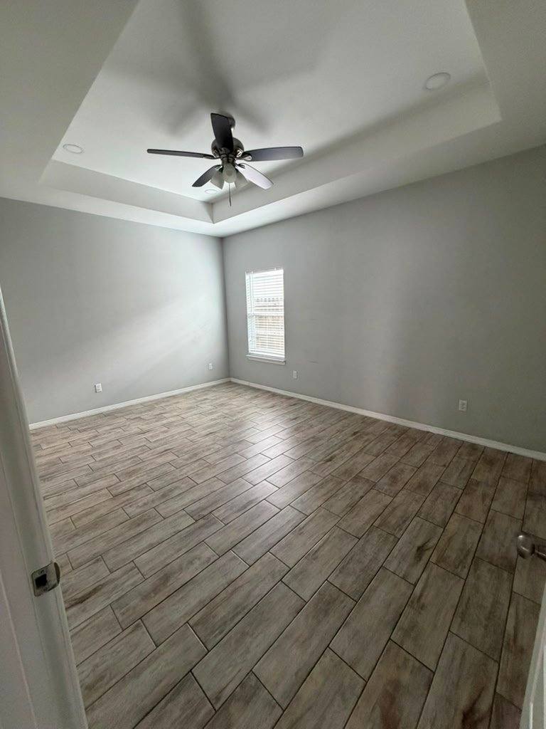 Apartment for rent at 1403 W Heritage Dr, Pharr, TX 78577