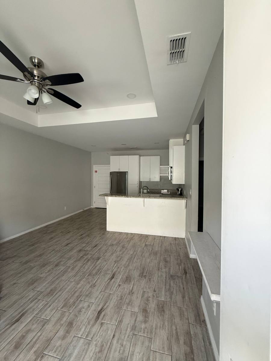Apartment for rent at 1403 W Heritage Dr, Pharr, TX 78577