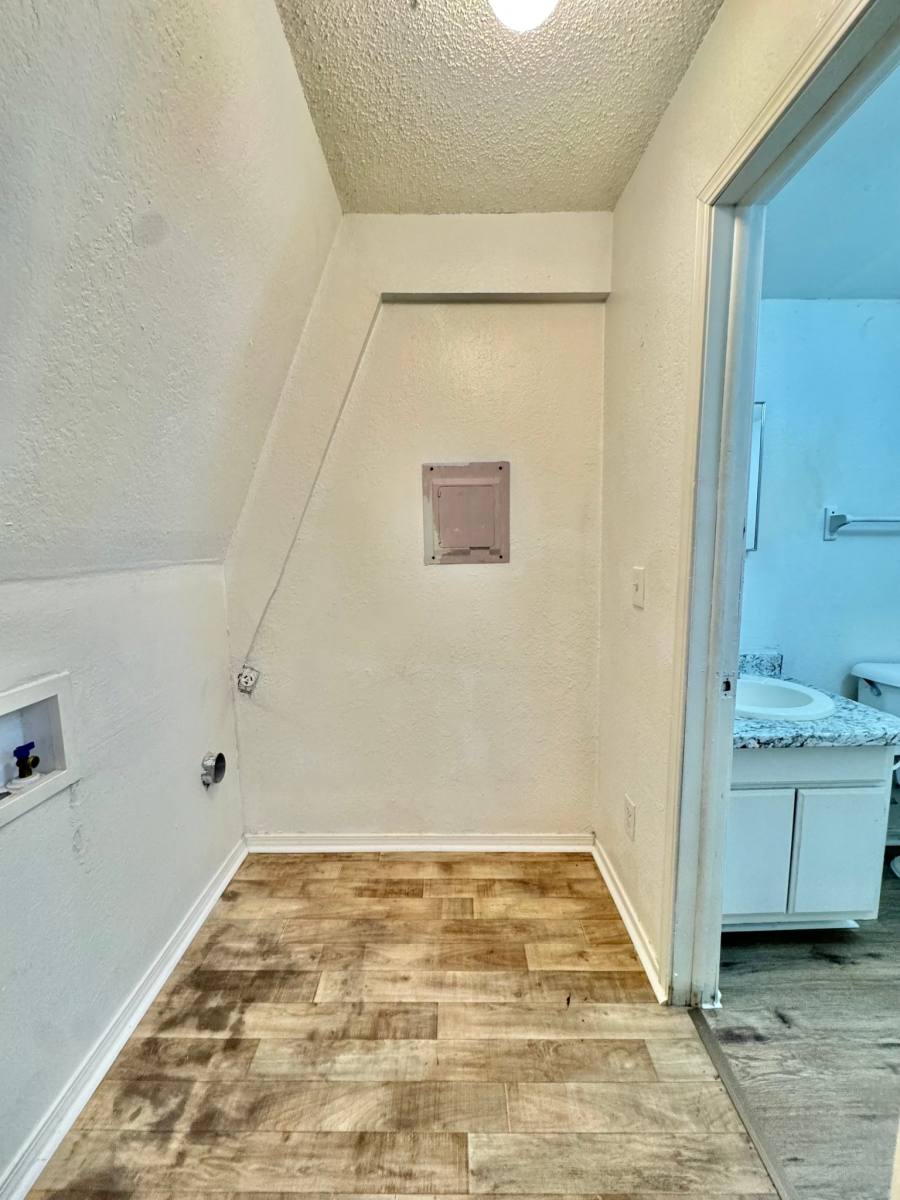 Townhouse for rent at 2401 SW 43rd St, Oklahoma City, OK 73119