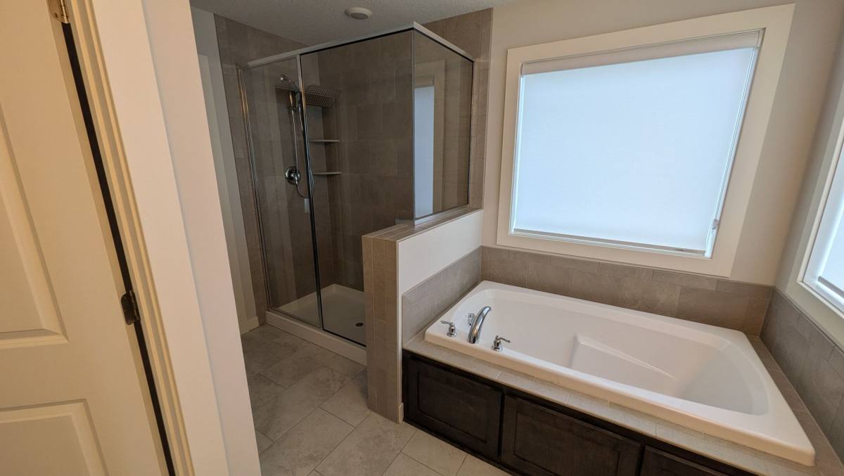 House for rent at 6381 Harvest Trail, Chaska, MN 55318