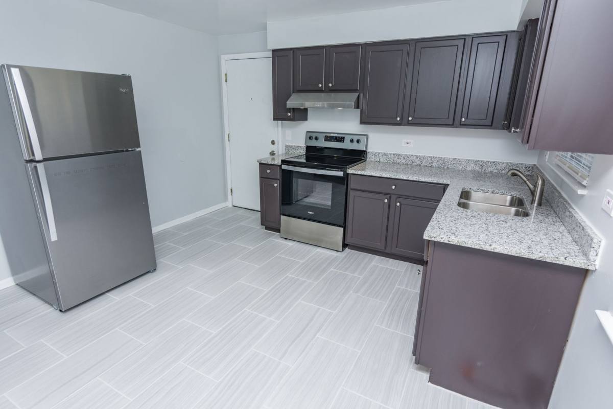 Apartment for rent at 14100 S Atlantic Ave, Riverdale, IL 60827