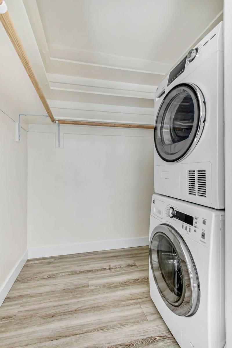 Apartment for rent at 519 Hill St, Santa Monica, CA 90405