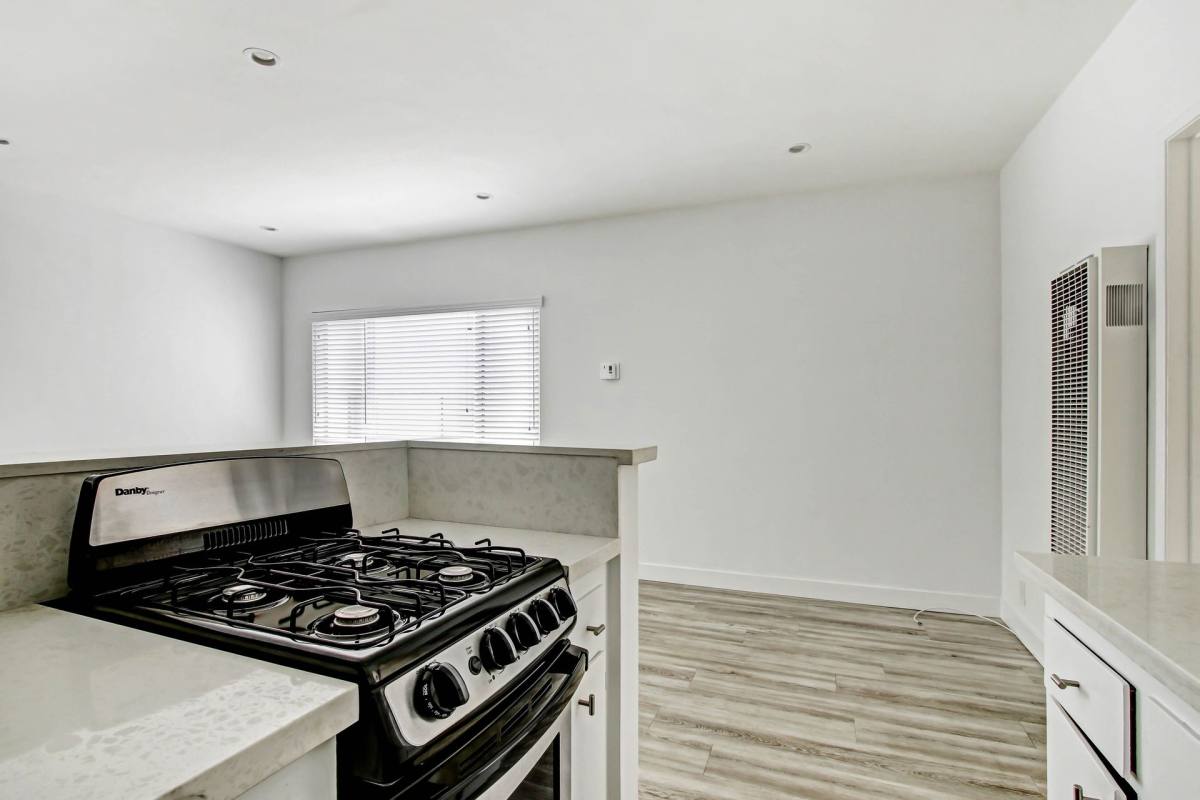 Apartment for rent at 519 Hill St, Santa Monica, CA 90405