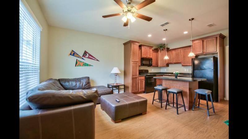 Townhouse for rent at 1929 Ann Arbor Ave, Tallahassee, FL 32304