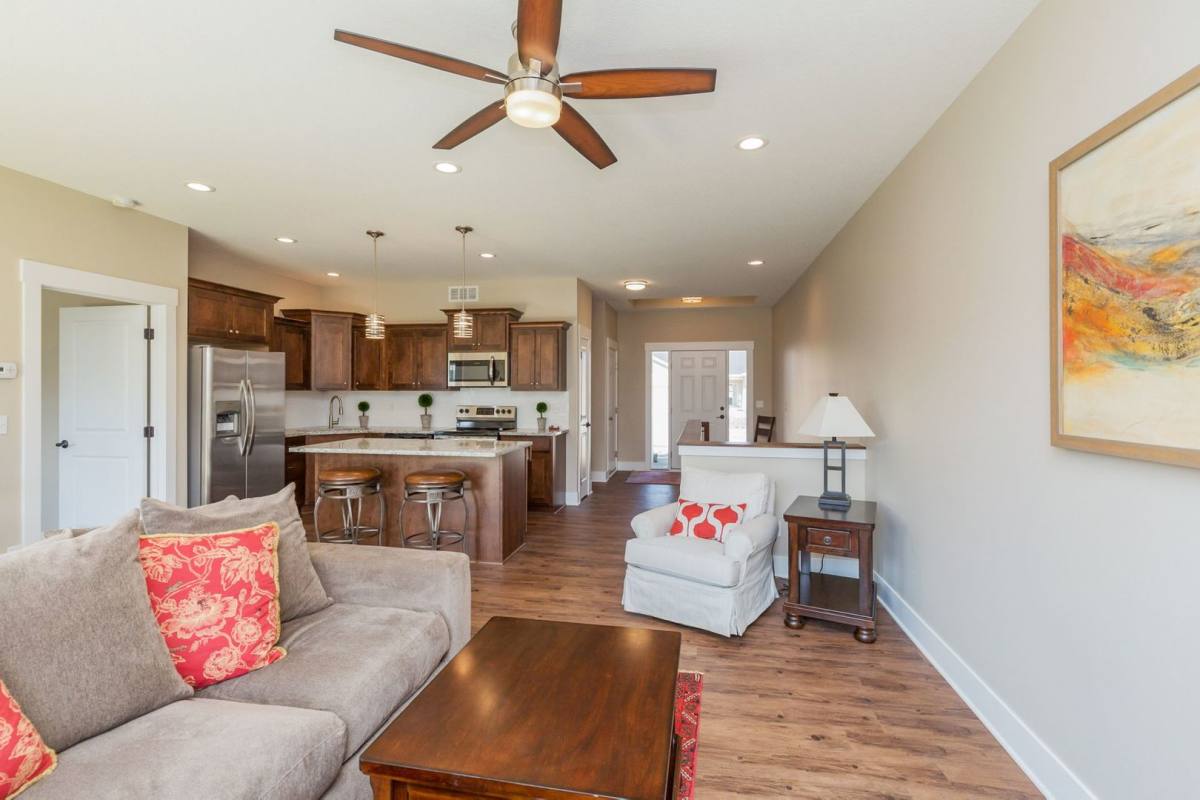 Apartment for rent at 1102-1104 Pueblo, Nevada, IA 50201