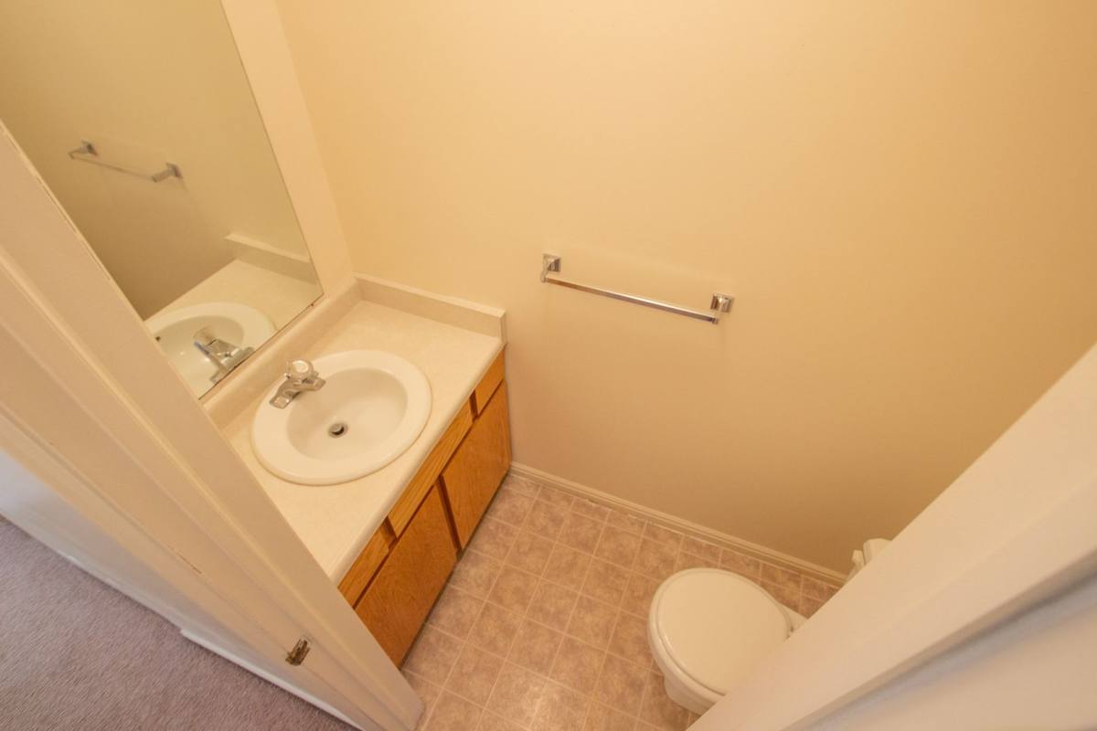 Apartment for rent at 488 Elm St, Layton, UT 84041