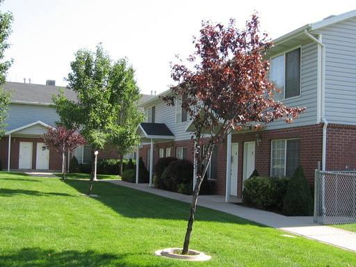 Apartment for rent at 488 Elm St, Layton, UT 84041