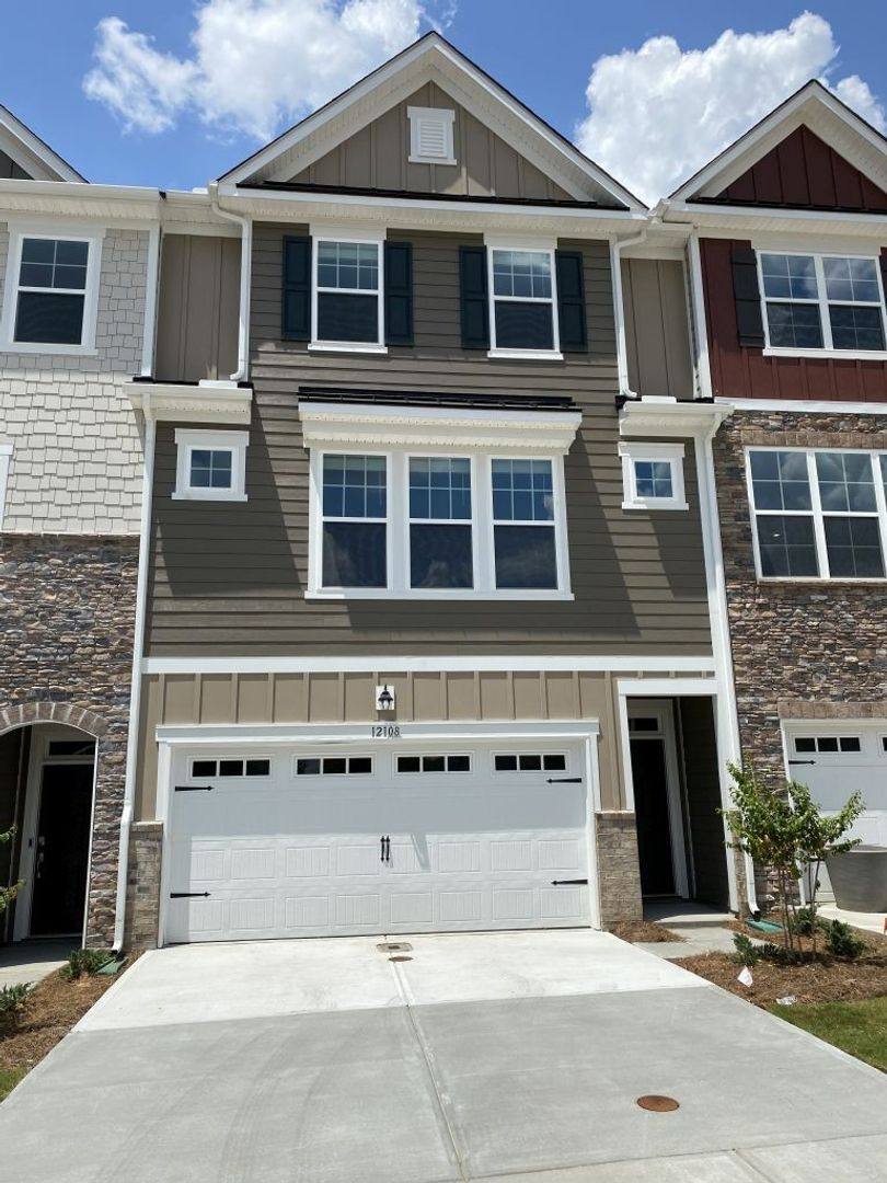 Townhouse for rent at 12108 Ardrey Park Dr, Charlotte, NC 28277