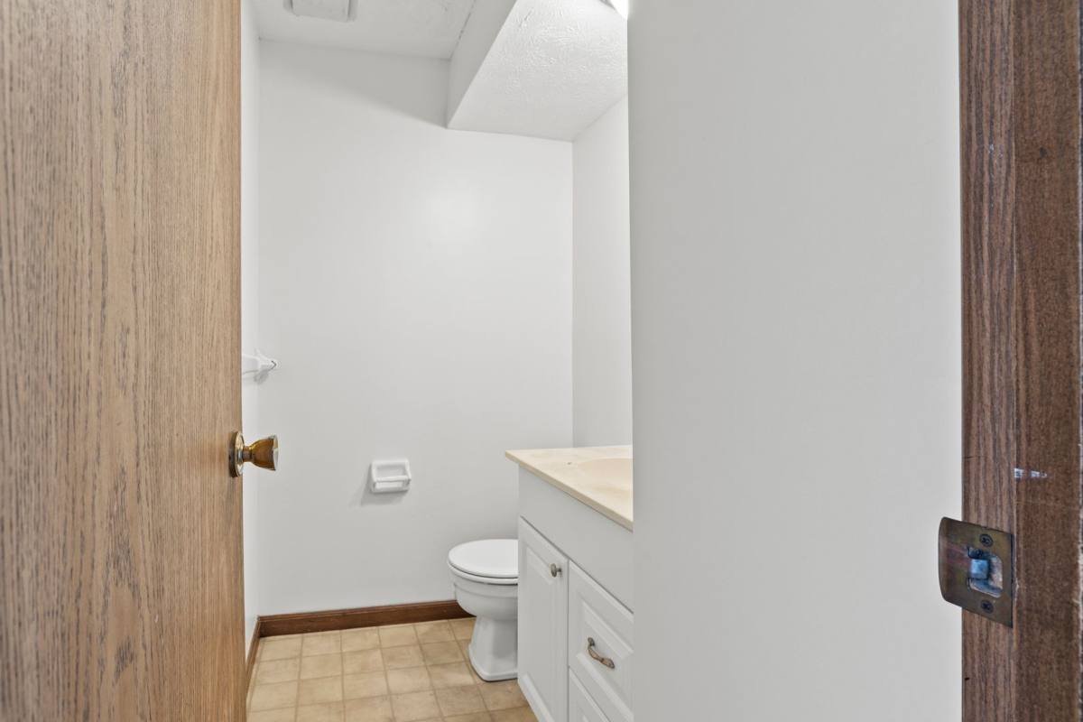 Apartment for rent at 1310-1316 Palmer House Court, Columbus, OH 43235
