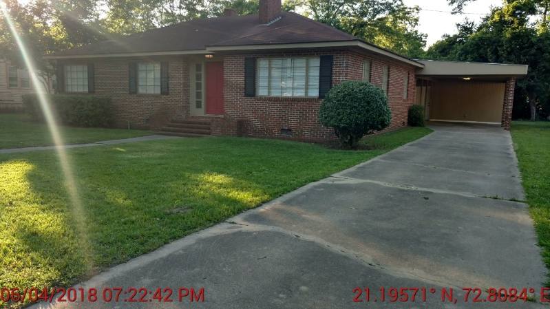 House for rent at 159 E Lincoln Ave, Lyons, GA 30436
