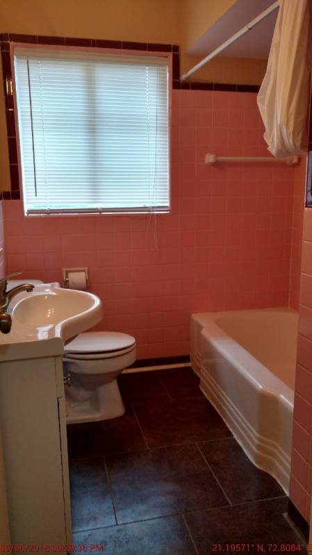 House for rent at 159 E Lincoln Ave, Lyons, GA 30436