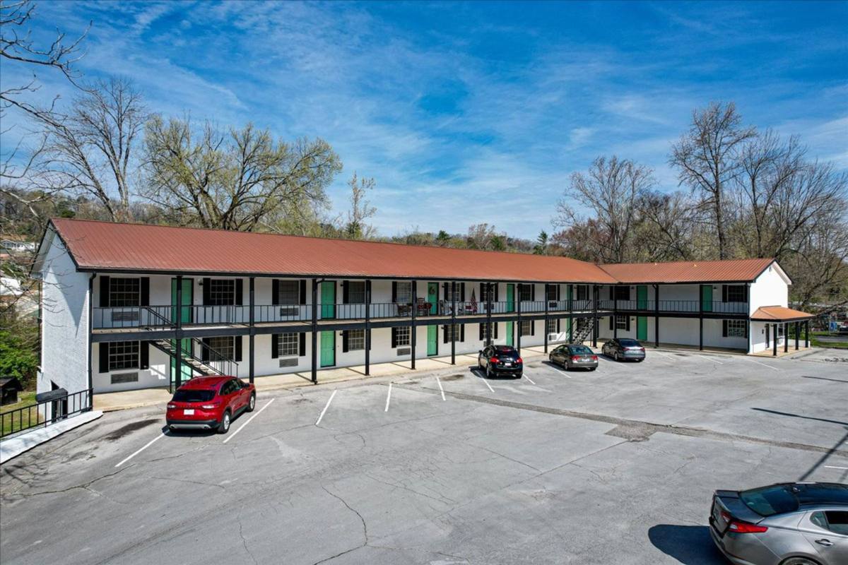 Apartment for rent at 2845 Dayton Blvd, Chattanooga, TN 37415