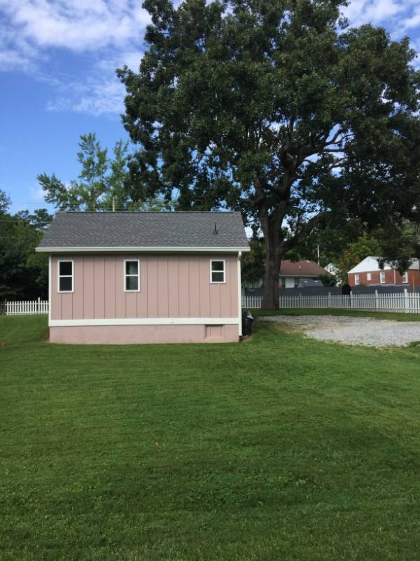 House for rent at 606 Ray Ave, Hendersonville, NC 28792