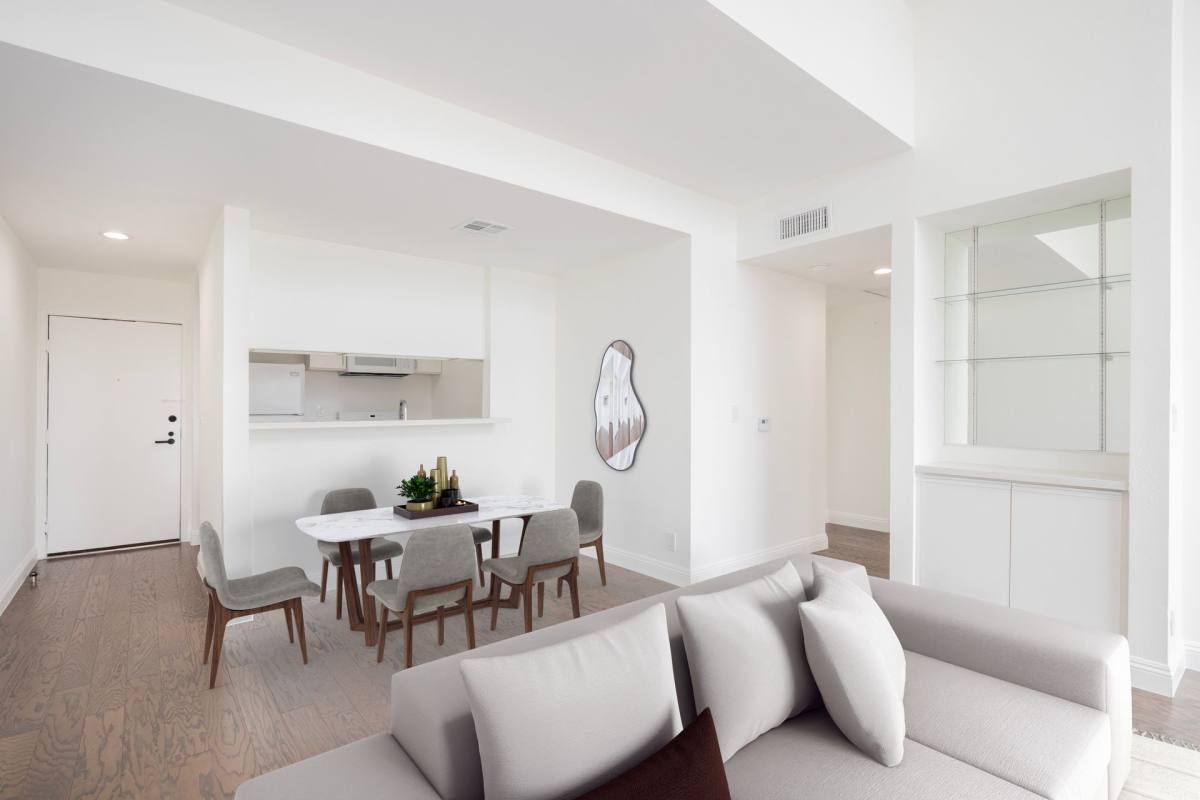 Apartment for rent at 1616 N Serrano Ave, Los Angeles, CA 90027