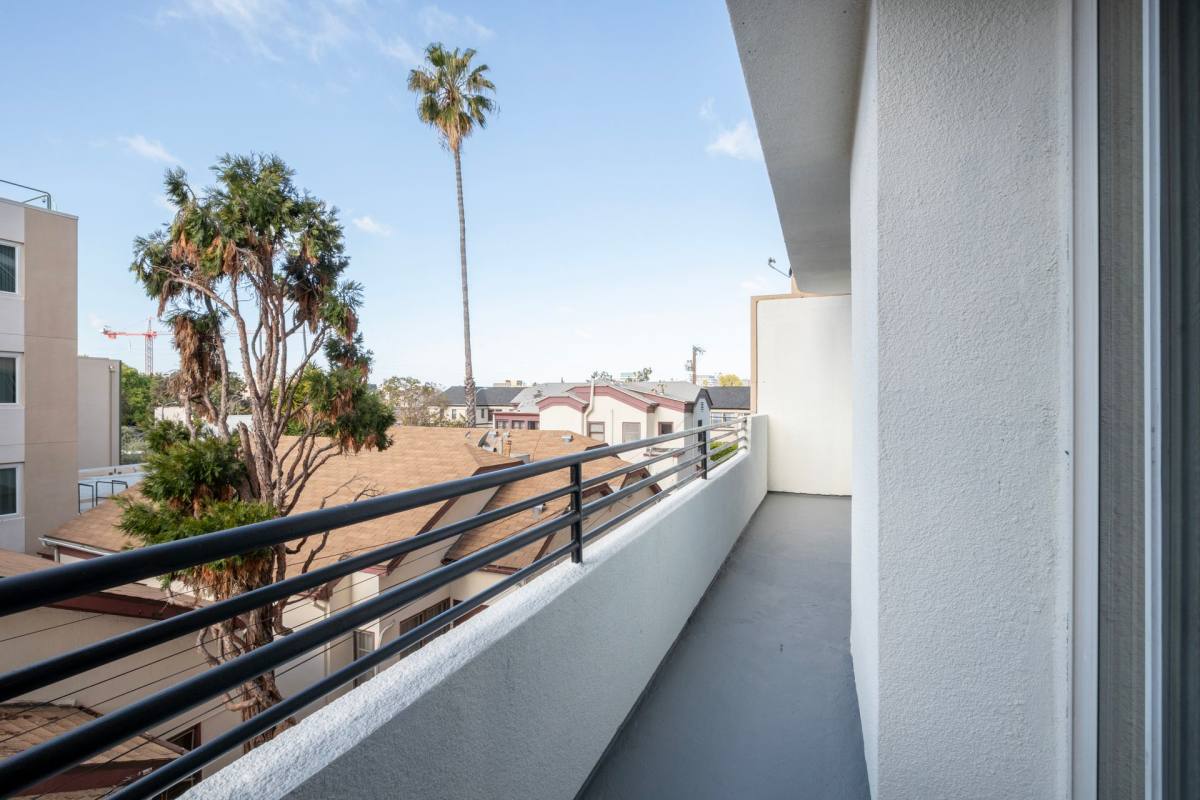 Apartment for rent at 1616 N Serrano Ave, Los Angeles, CA 90027