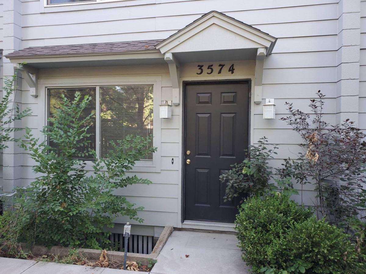Townhouse for rent at 3574 Broadway, Boulder, CO 80304