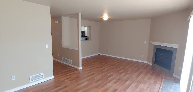 Townhouse for rent at 1730 S Helena St, Aurora, CO 80017