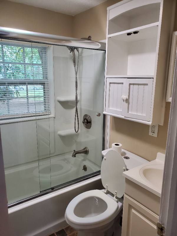 House for rent at 301 Circle Dr, Calhoun, GA 30701