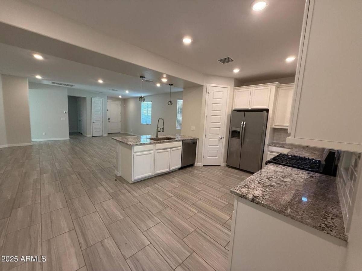 House for rent at 327 W Tamarack Dr, San Tan Valley, AZ 85140