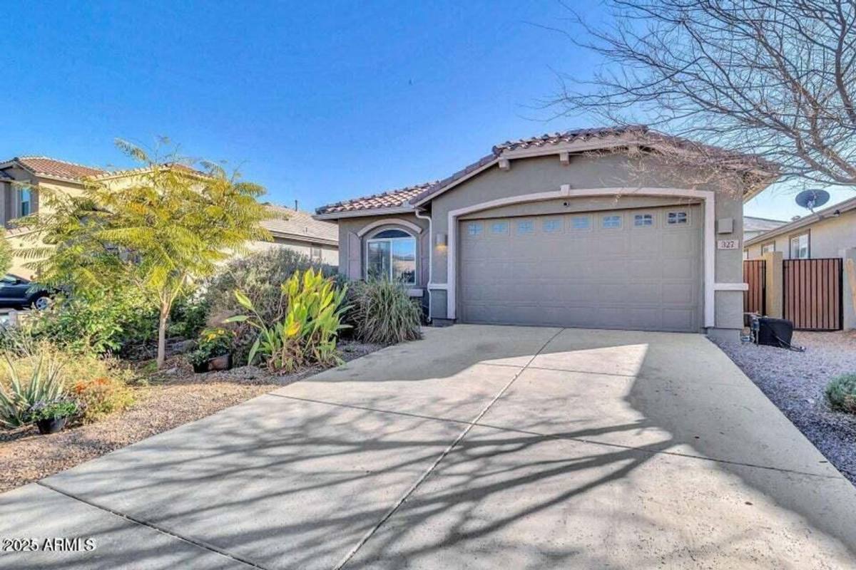 House for rent at 327 W Tamarack Dr, San Tan Valley, AZ 85140