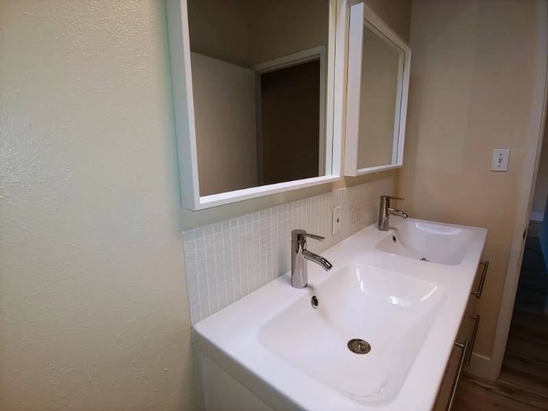 Apartment for rent at 2933 Carmel St, Oakland, CA 94602