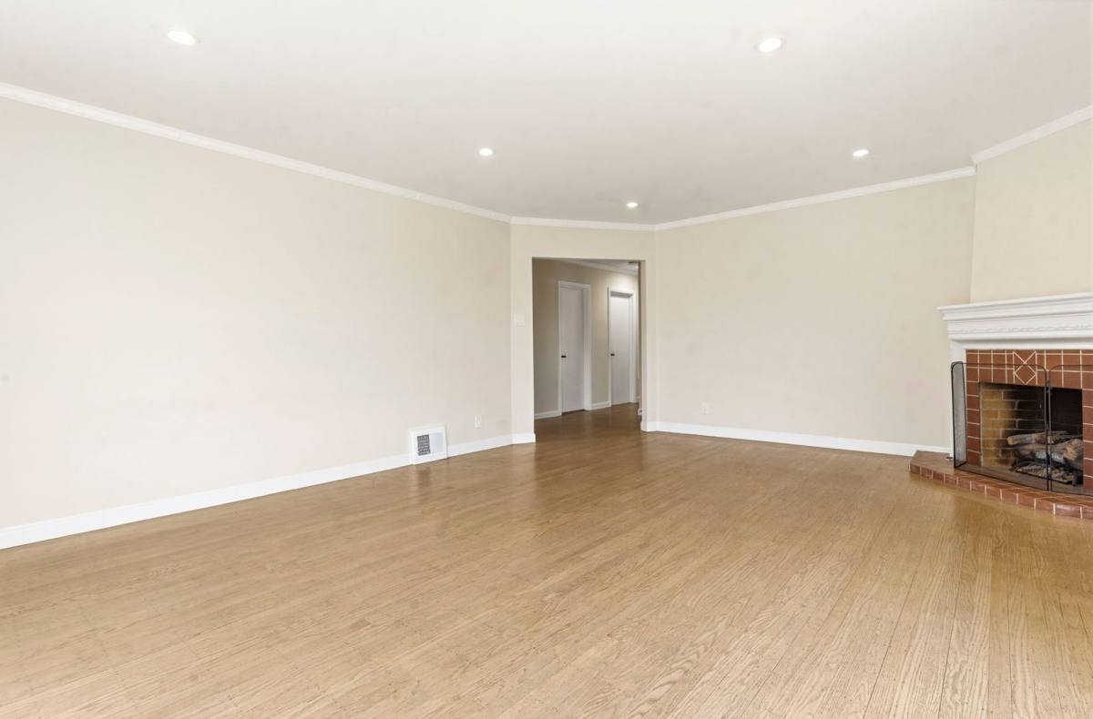 House for rent at 290 Holyoke St, San Francisco, CA 94134