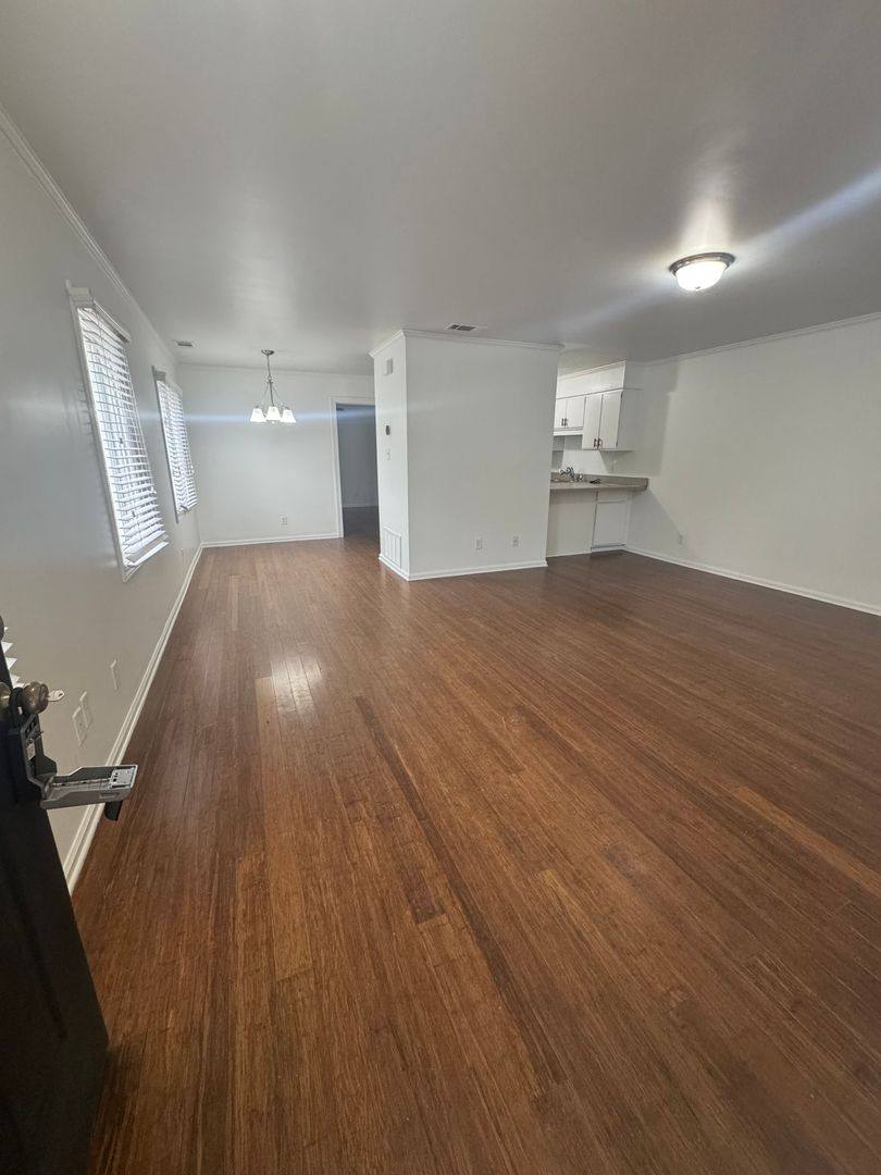 Apartment for rent at 408 - 419 E Gaston St, Savannah, GA 31401