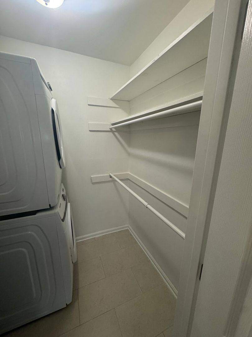 Apartment for rent at 408 - 419 E Gaston St, Savannah, GA 31401