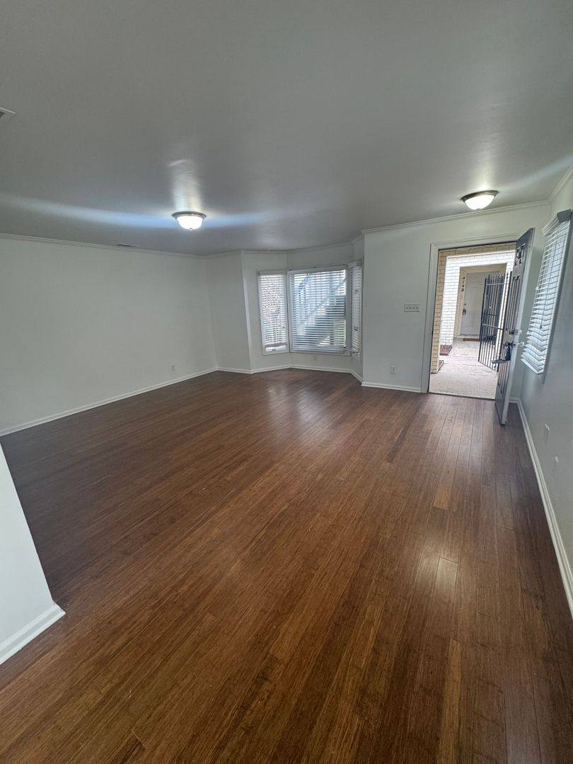 Apartment for rent at 408 - 419 E Gaston St, Savannah, GA 31401