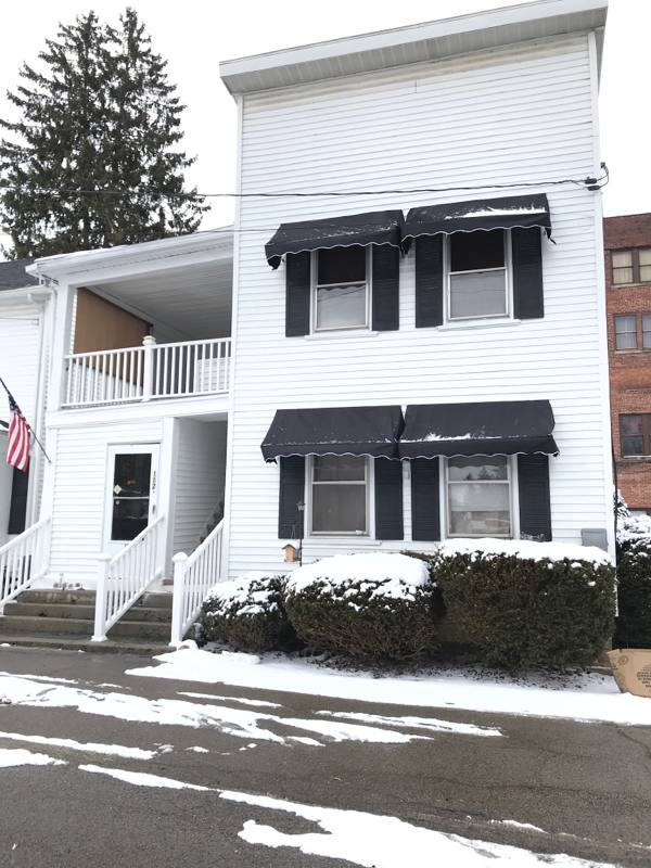 Apartment for rent at 112 Bernet Way, Franklin, PA 16323