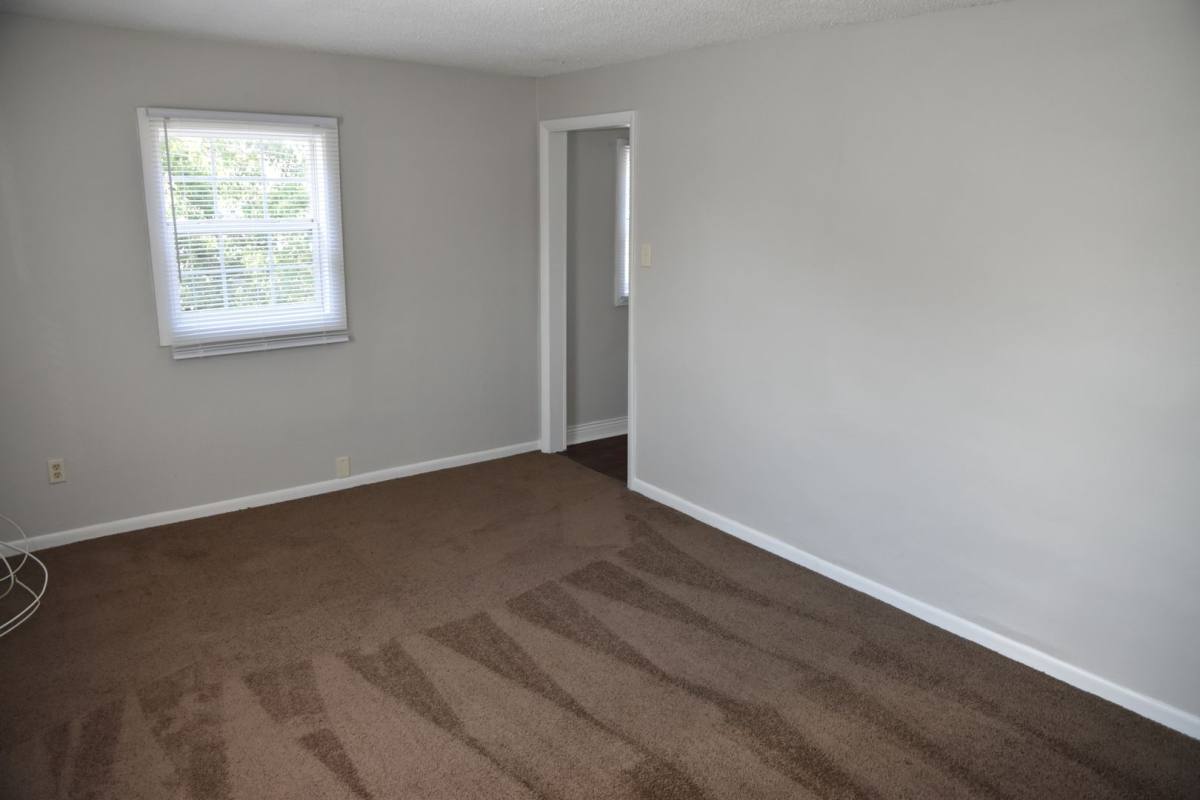 Apartment for rent at 1694 S Washington Ave, Columbus, OH 43207