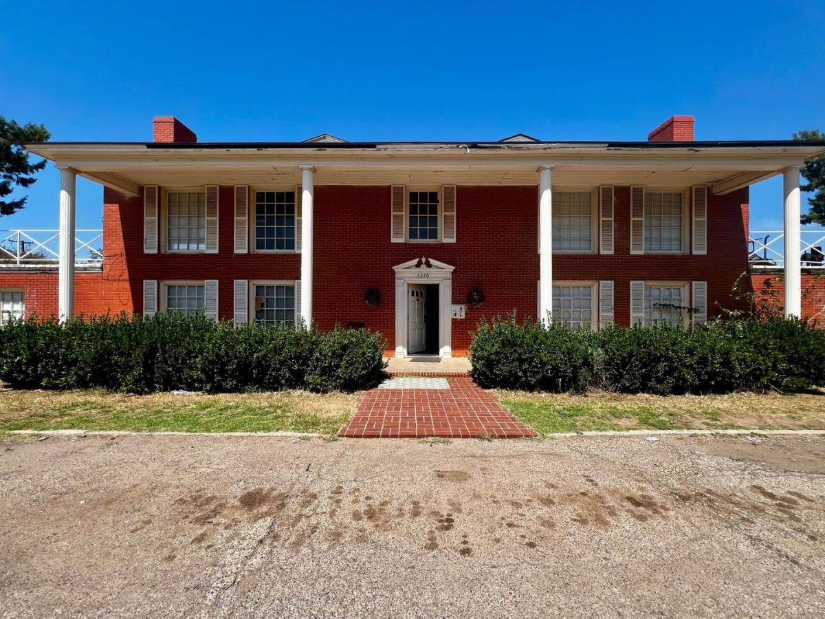 Apartment for rent at 1310 65th Dr, Lubbock, TX 79412