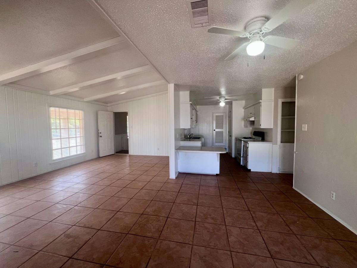 Apartment for rent at 1310 65th Dr, Lubbock, TX 79412