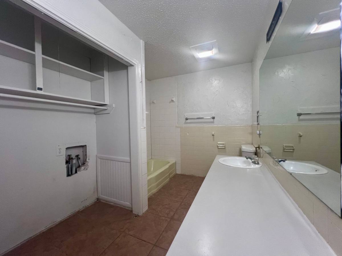 Apartment for rent at 1310 65th Dr, Lubbock, TX 79412