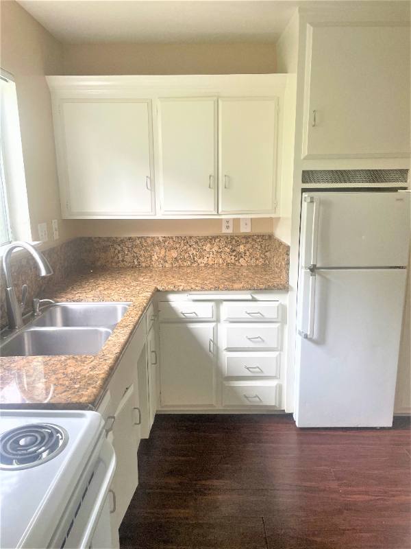 Apartment for rent at 931 W 19th St #10, Costa Mesa, CA 92627