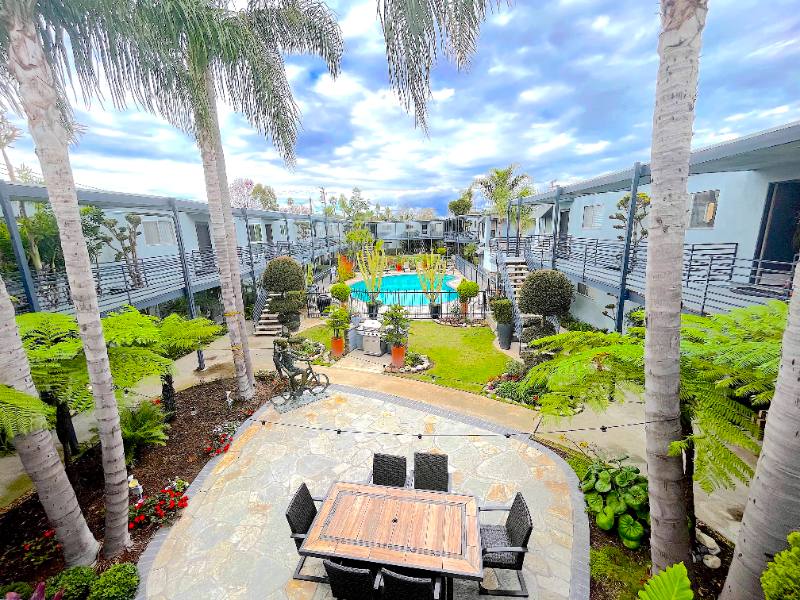 Apartment for rent at 931 W 19th St #10, Costa Mesa, CA 92627