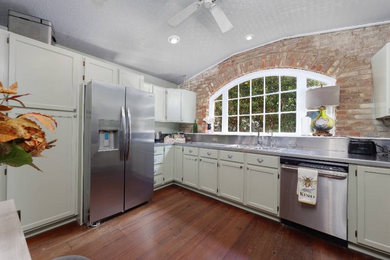 House for rent at 1 Motley Lane, Charleston, SC 29401