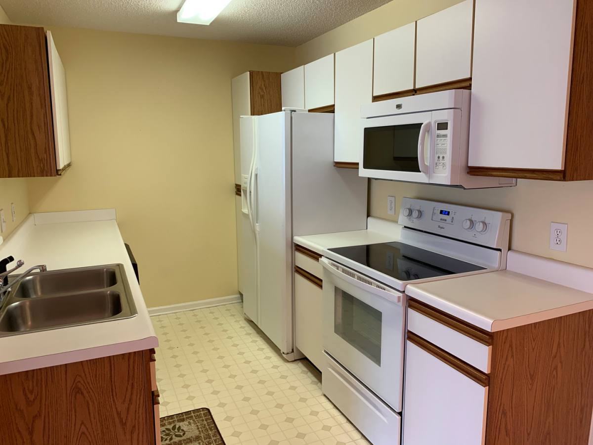 Condo for rent at 2136 Clearwater Dr, Myrtle Beach, SC 29575