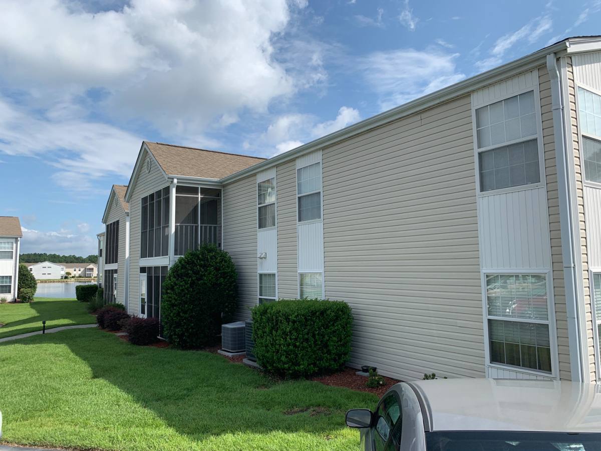Condo for rent at 2136 Clearwater Dr, Myrtle Beach, SC 29575
