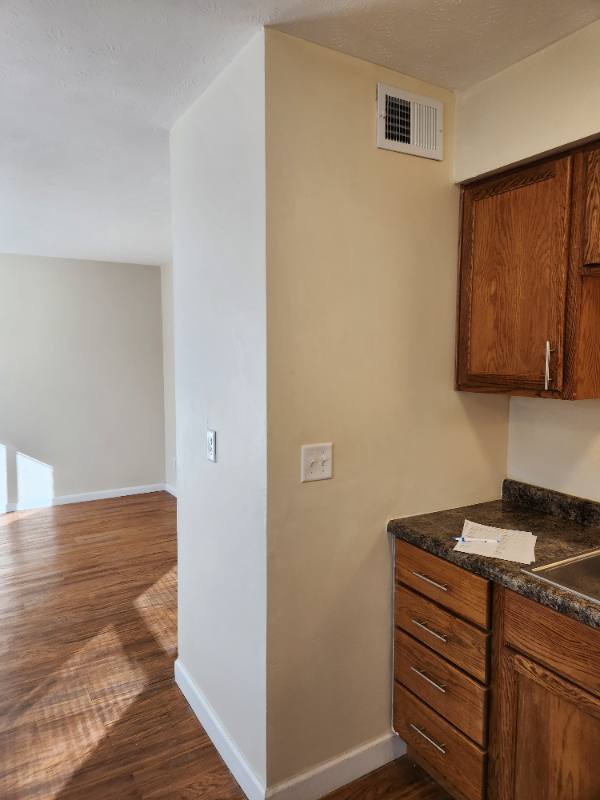 Apartment for rent at 2846 Joyce Ave #C, Columbus, OH 43211