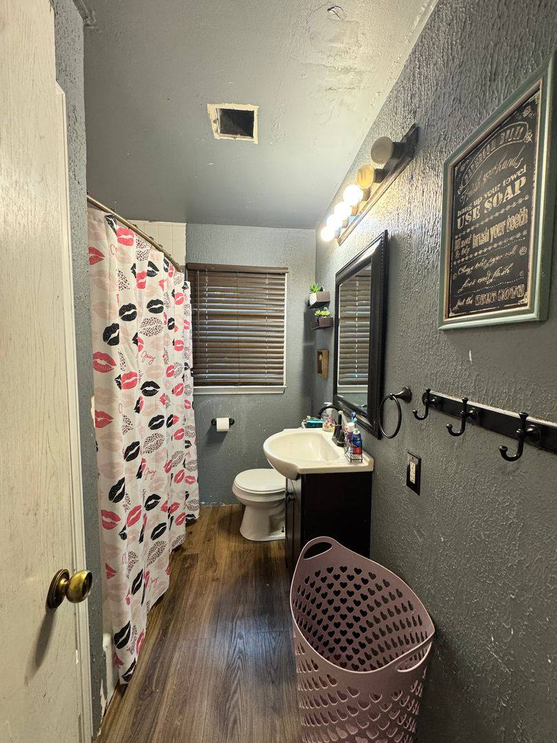 House for rent at 505 Oak St, Ardmore, OK 73401