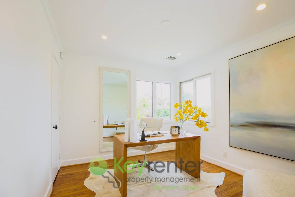 House for rent at 453 Seaward Dr, Corona Del Mar, CA 92625