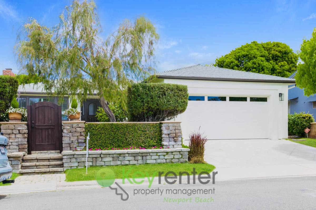 House for rent at 453 Seaward Dr, Corona Del Mar, CA 92625
