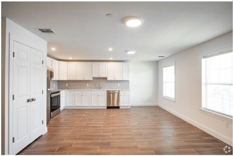Apartment for rent at 1163 Montauk Highway C4 #C4, Copiague, NY 11726