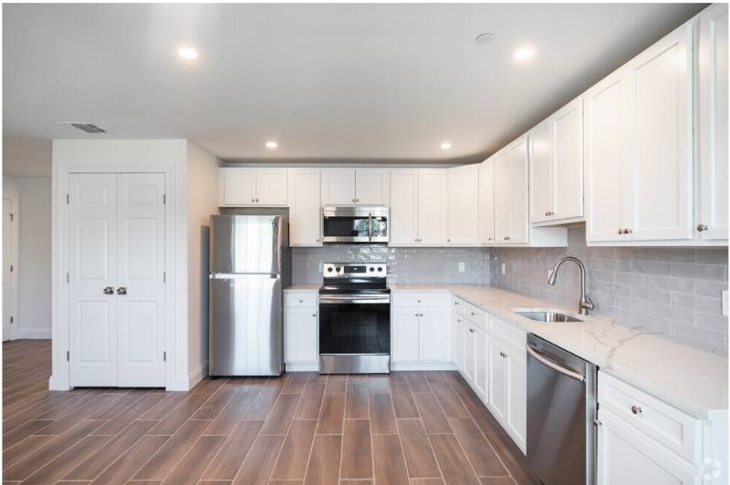 Apartment for rent at 1163 Montauk Highway C4 #C4, Copiague, NY 11726