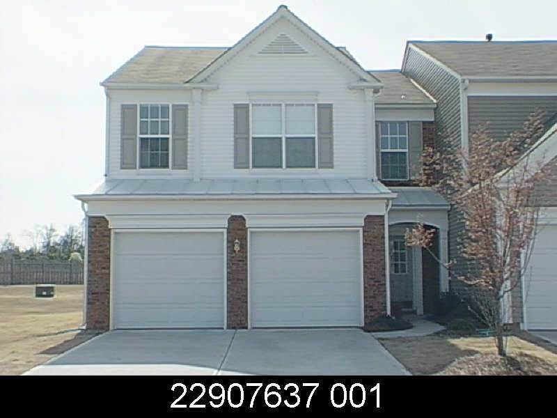 Townhouse for rent at 8165 Kincaid Court, Charlotte, NC 28277
